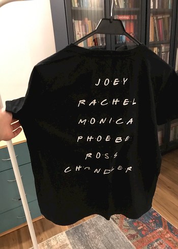 Mango marka özel koleksiyon FRİENDS temalı tişört - Görsel 2