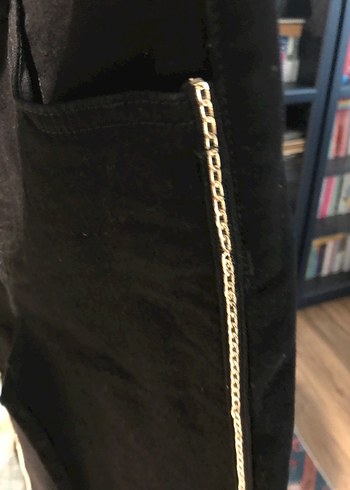 Zara marka özel seri pantolondur. - Görsel 7