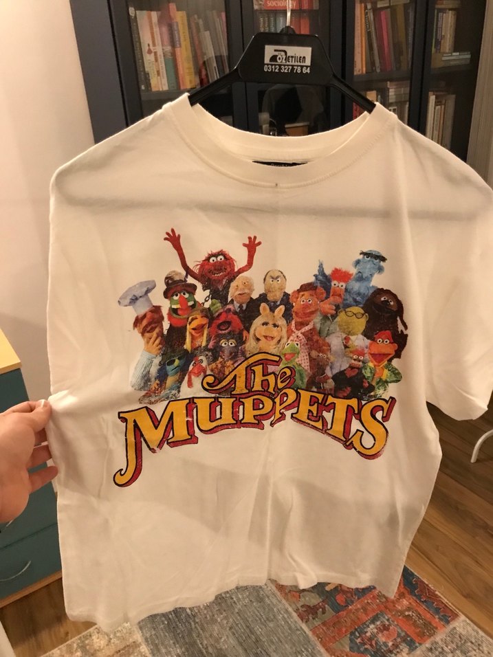 Bershka marka The Muppets Baskılı Kadın tişört - Görsel 3