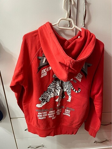 m Beden Kaplan Baskılı Kapüşonlu Sweatshirt
