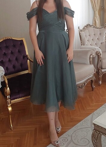 Nişan elbisesi