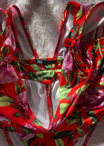 Çiçek Desenli Drapeli Kadın Mayo - Görsel 3