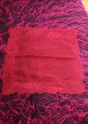 Bordo Nakışlı Antika Mendil
