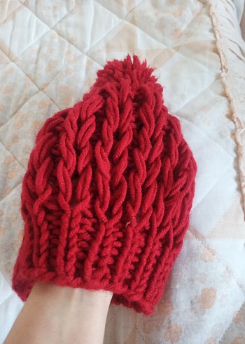 Kırmızı Örgü Ponponlu Kadın Bere - Görsel 2