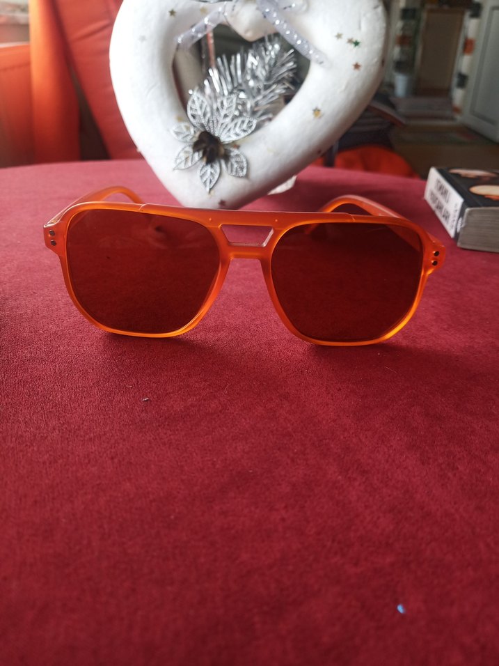 Turuncu Kadın Güneş Gözlüğü - Görsel 2