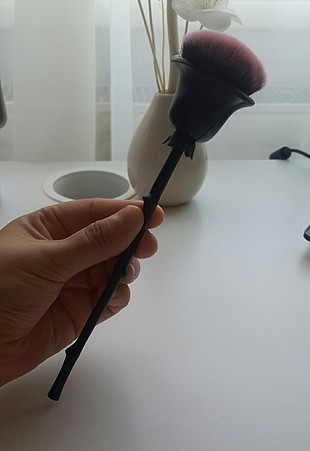 Wet n Wild fırça 