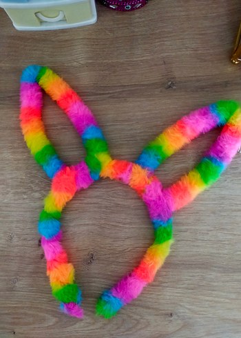 peluş taç