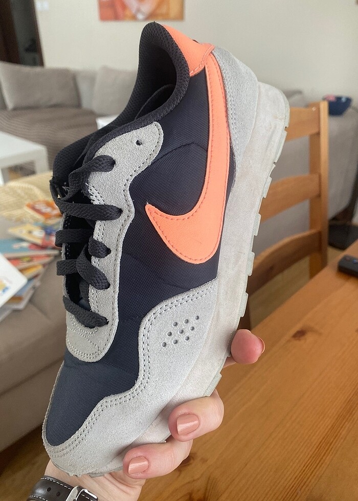 Nike spor ayakkabı - Görsel 2