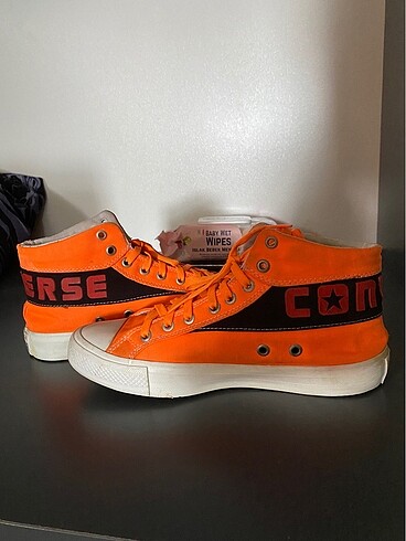 Converse spor ayakkabı