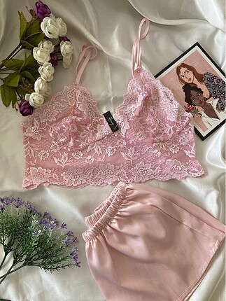 Pembe dantelli bralet takımı