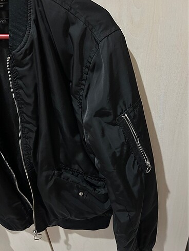 m Beden siyah Renk pull and bear bomber ceket