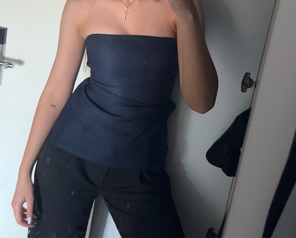 zara üst