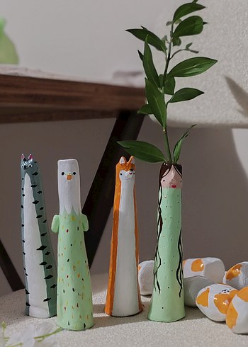 Pastel Renkli Karakter Figürlü Vazo Seti - Görsel 5