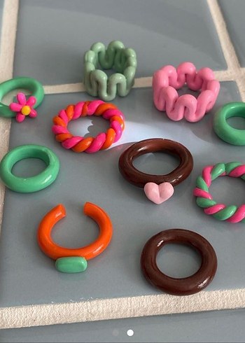 Beyaz Renkli Boncuk Detaylı peçete Yüzüğü - Görsel 2