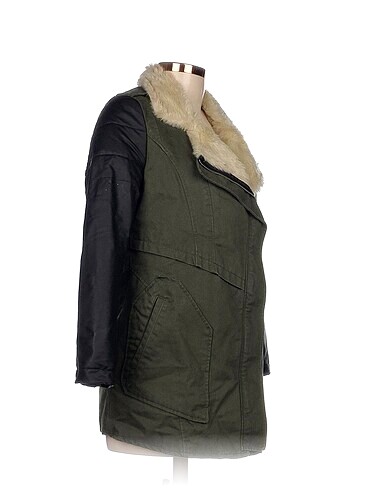 Bershka Bershka Kaban %70 İndirimli.