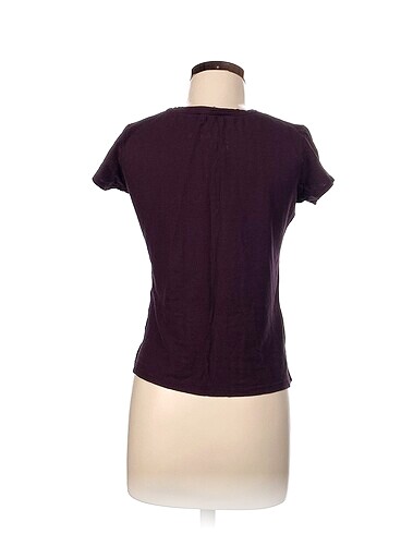 s Beden Diğer T-shirt %70 İndirimli.