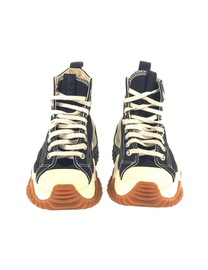 Modern Siyah-Beyaz Bağcıklı Sneaker — görsel 3/5