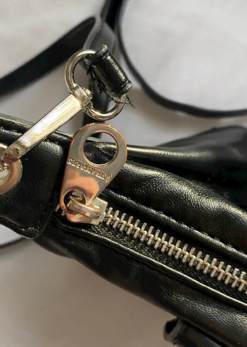 STRADİVARİUS Siyah Deri Tokalı Minimalist Kadın Çanta - Görsel 4