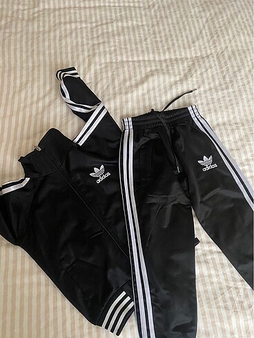 5 Yaş Beden Adidas eşofman takım