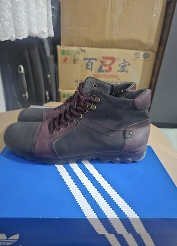 44 numara erkek bot - Görsel 2