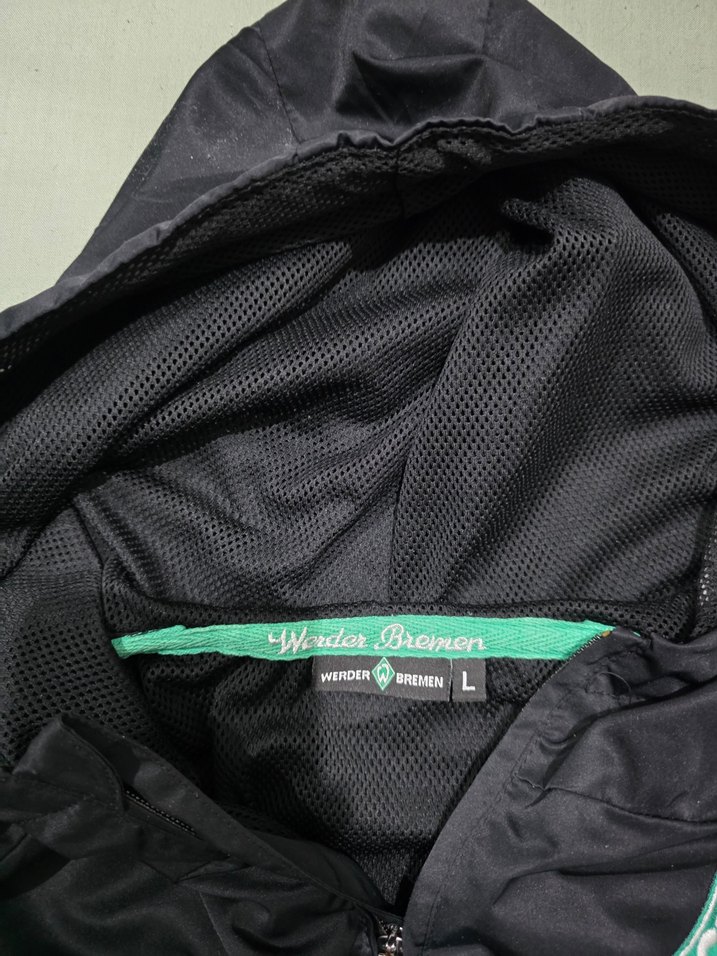 Werder Bremen Erkek Siyah Kapüşonlu Rüzgarlık Eşofman Üstü - Görsel 3
