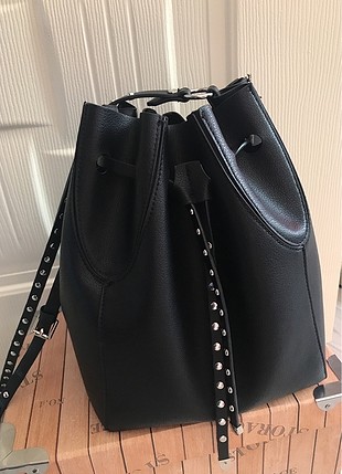 Zara Zara büzgülü çanta
