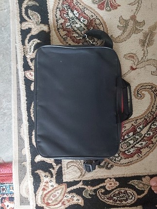 Tasarımcı laptop çantası