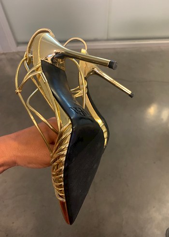 37 Beden Zara Gold Topuklu