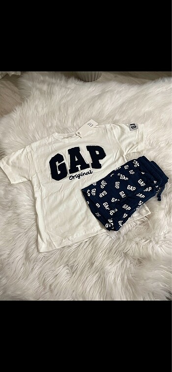 Gap yazlık takım