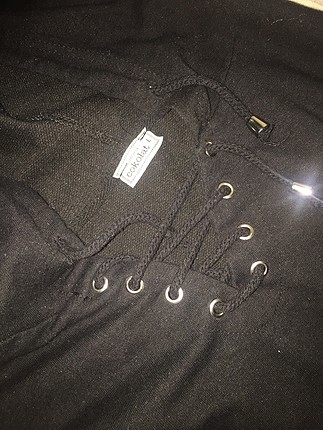  Beden Kapüşonlu crop