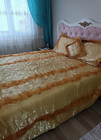  Beden altın Renk Saten yatak örtüsü takımı 