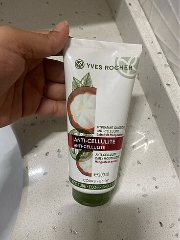 Yves rocher selülit kremi