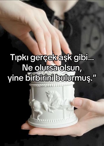 Beyaz Kabartmalı Mumu ve Kapaklı Mumluk - Görsel 4