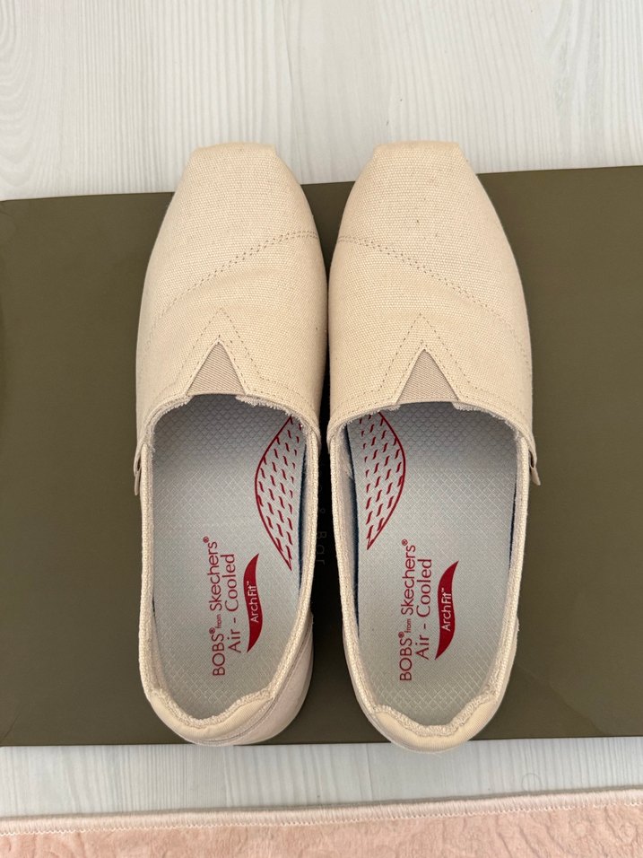 Skechers Arch Fit Plush Kadın Espadril Bej - Görsel 2