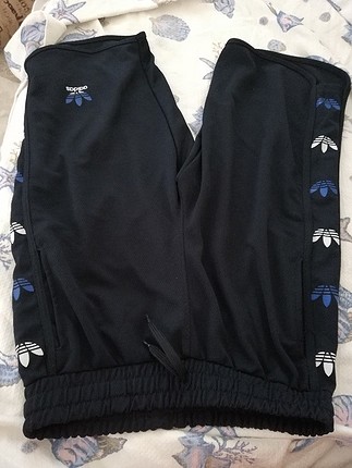 Adidas şort