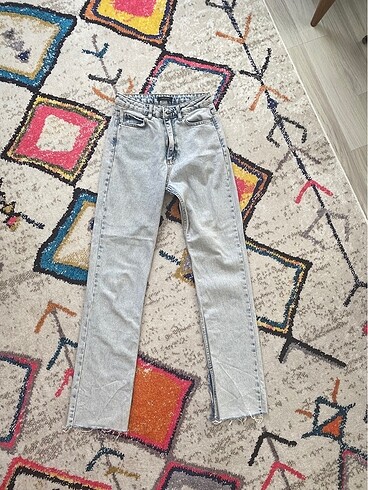 Yırtmaçlı Yüksek Bel Slim Flare Jeans