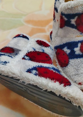 Kız erkek çoçuk için Renkli Nakışlı Sıcak Ev Terliği - Görsel 3