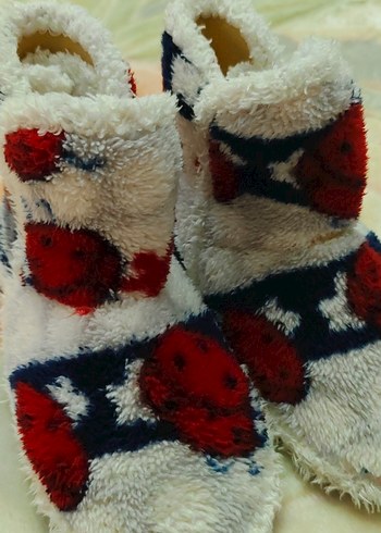 Kız erkek çoçuk için Renkli Nakışlı Sıcak Ev Terliği - Görsel 7