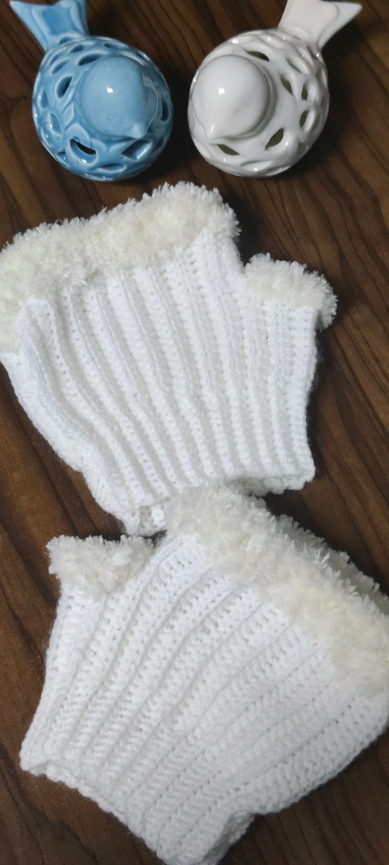 Beyaz Örgü Kadın Eldiveni - Görsel 3