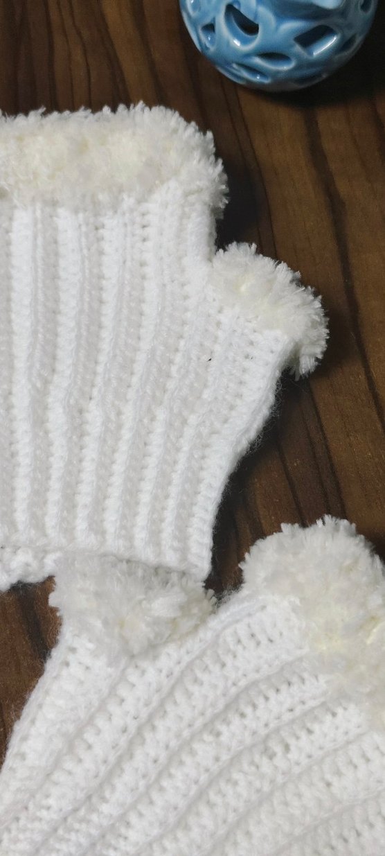 Beyaz Örgü Kadın Eldiveni - Görsel 5