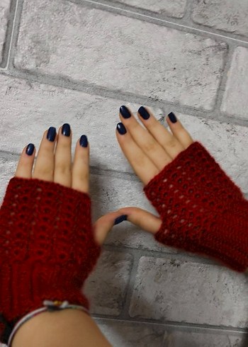 Kadın Kırmızı Örgü Parmaksız Eldiven - Görsel 3