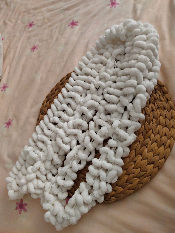 Beyaz Örgü Kadın Atkı - Görsel 3