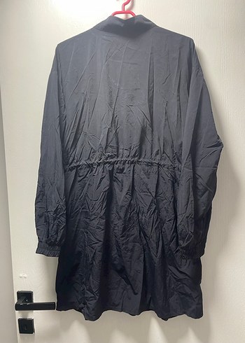 Siyah dizüstü Fermuarlı Kadın Yağmurluk - Görsel 2