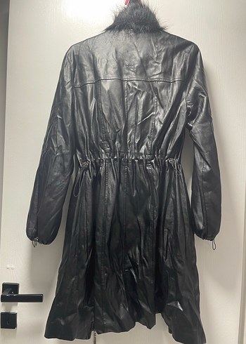 Kadın Siyah Deri Uzun Kürklü Ceket - Görsel 2