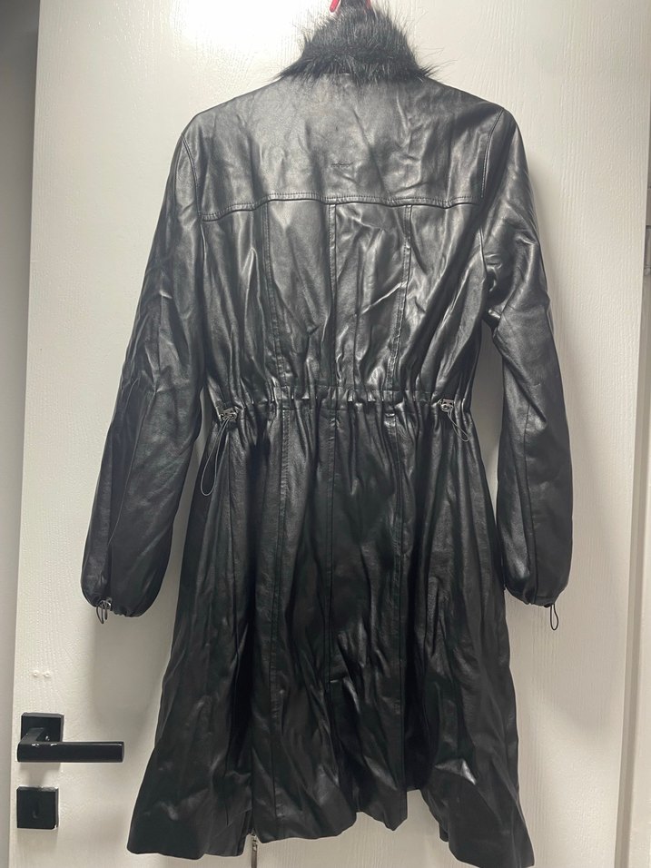 Kadın Siyah Deri Uzun Kürklü Ceket - Görsel 2