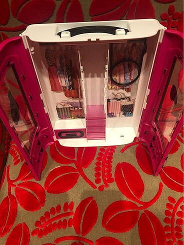 Barbie gardrop