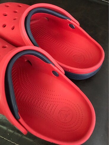 34 Beden kırmızı Renk Crocs terlik