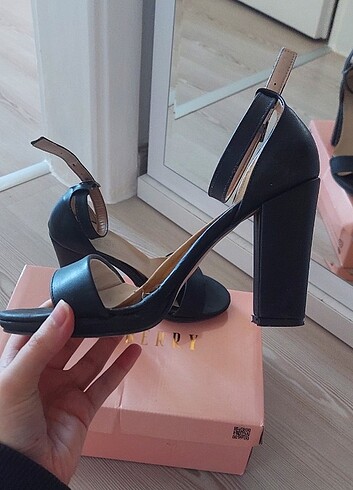 Tek bant topuklu ayakkabı  - Görsel 5