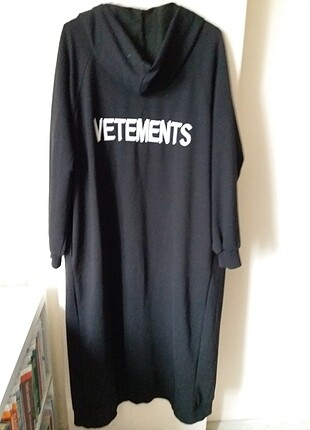 vetements uzun kapüşonlu şapkalı hırka