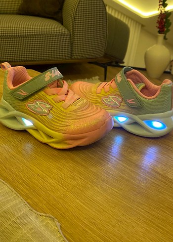 Skechers ışıklı kız çocuk spor ayakkabı - Görsel 6